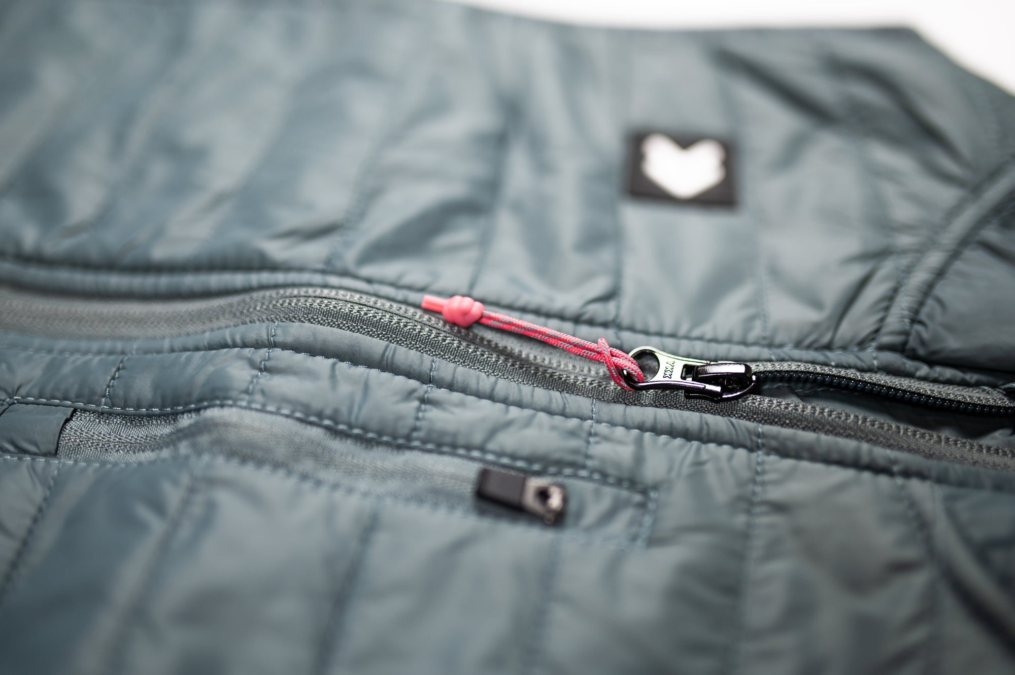 MOVE sport apparel Men's down vest