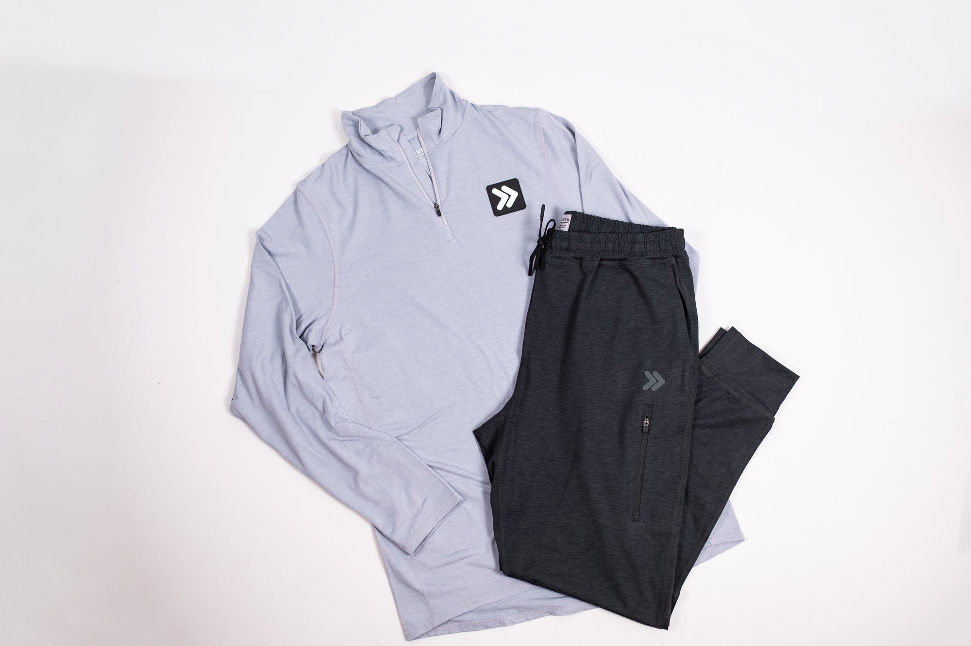 MOVE sport apparel Men's Essential Jogger Black Label