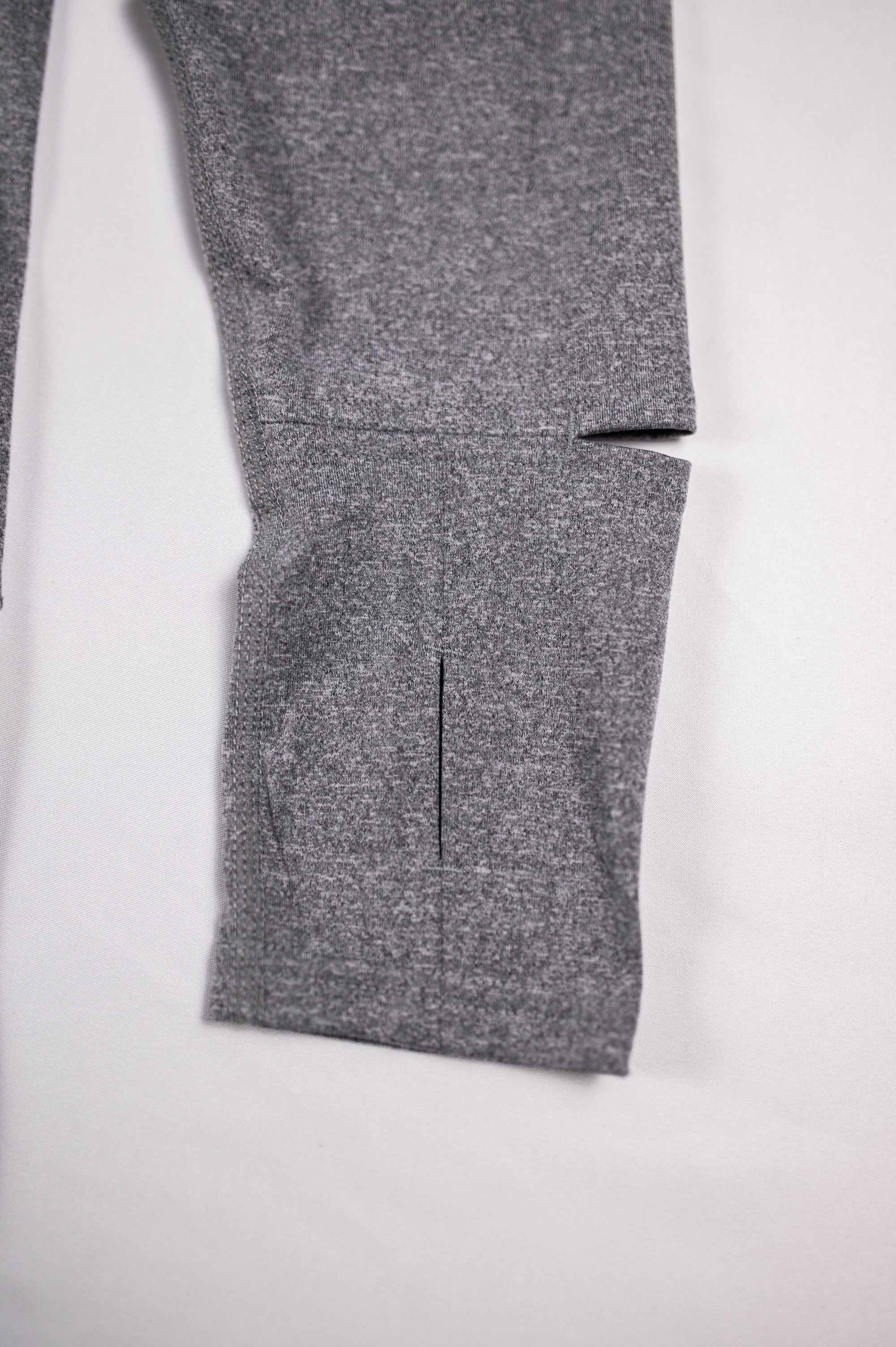 MOVE sport apparel Men’s Essential Quarter Zip Pro