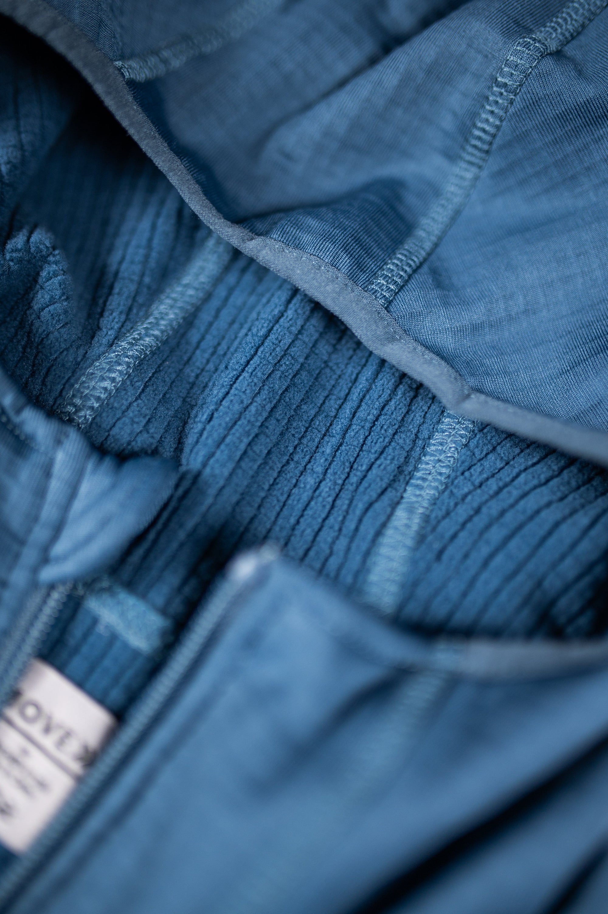 MOVE sport apparel Men’s Waffle-Knit Hooded Jacket