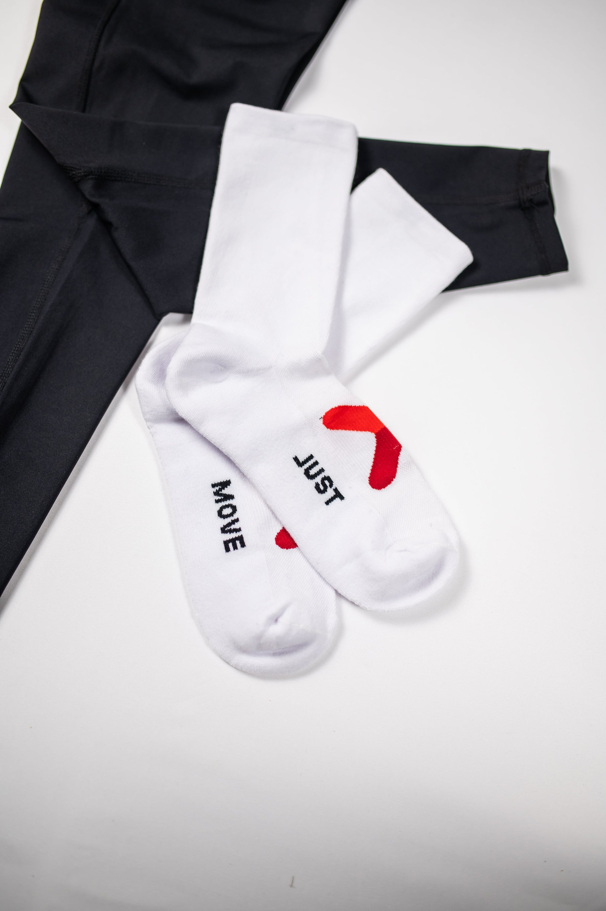 MOVE sport apparel Midweight crew sock