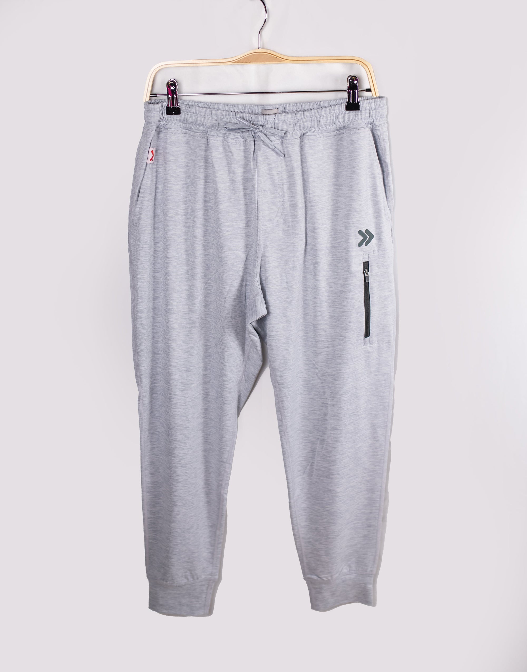 MOVE sport apparel Silver Cloud / M Men's Essential Jogger Black Label