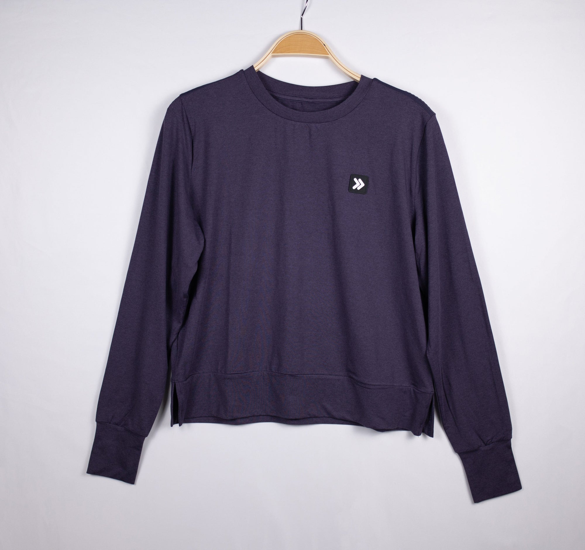 MOVE sport apparel Women’s Essential Crew Neck Sweatshirt