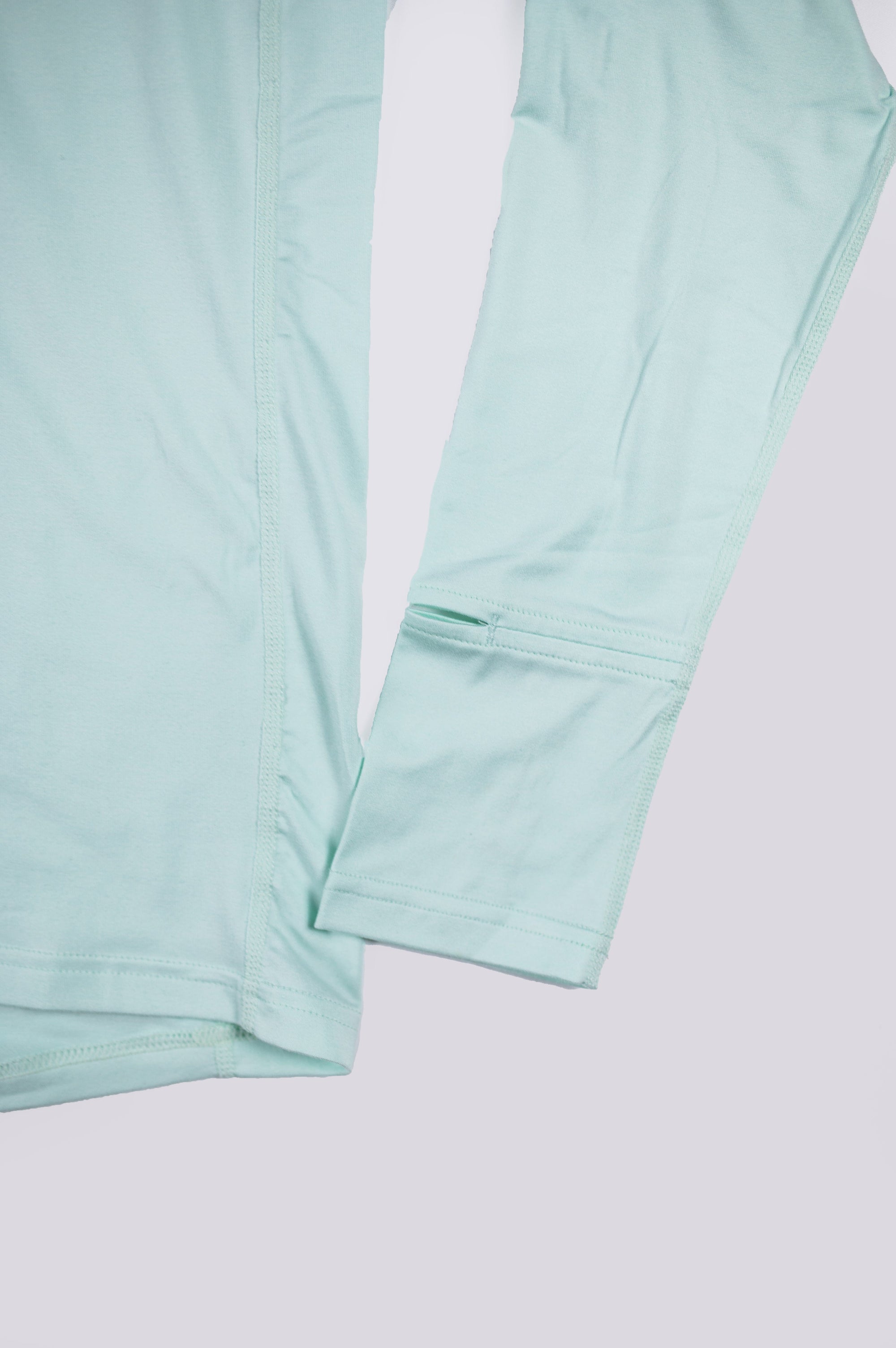 MOVE sport apparel Women's Essential Quarter Zip Pro