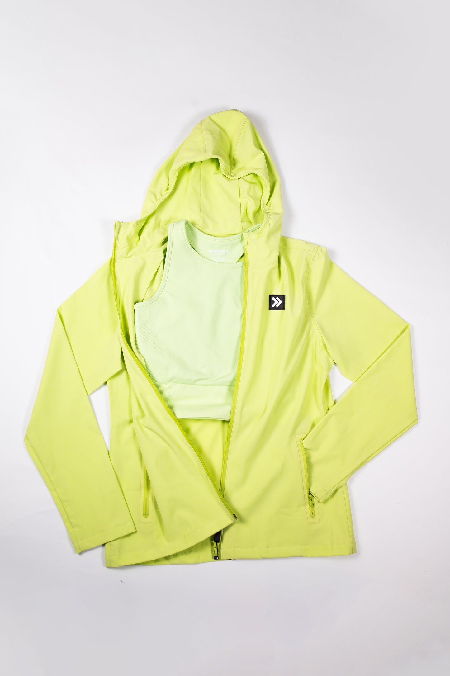 WOMEN'S SHORT SHELL JACKET - PISTACHIO