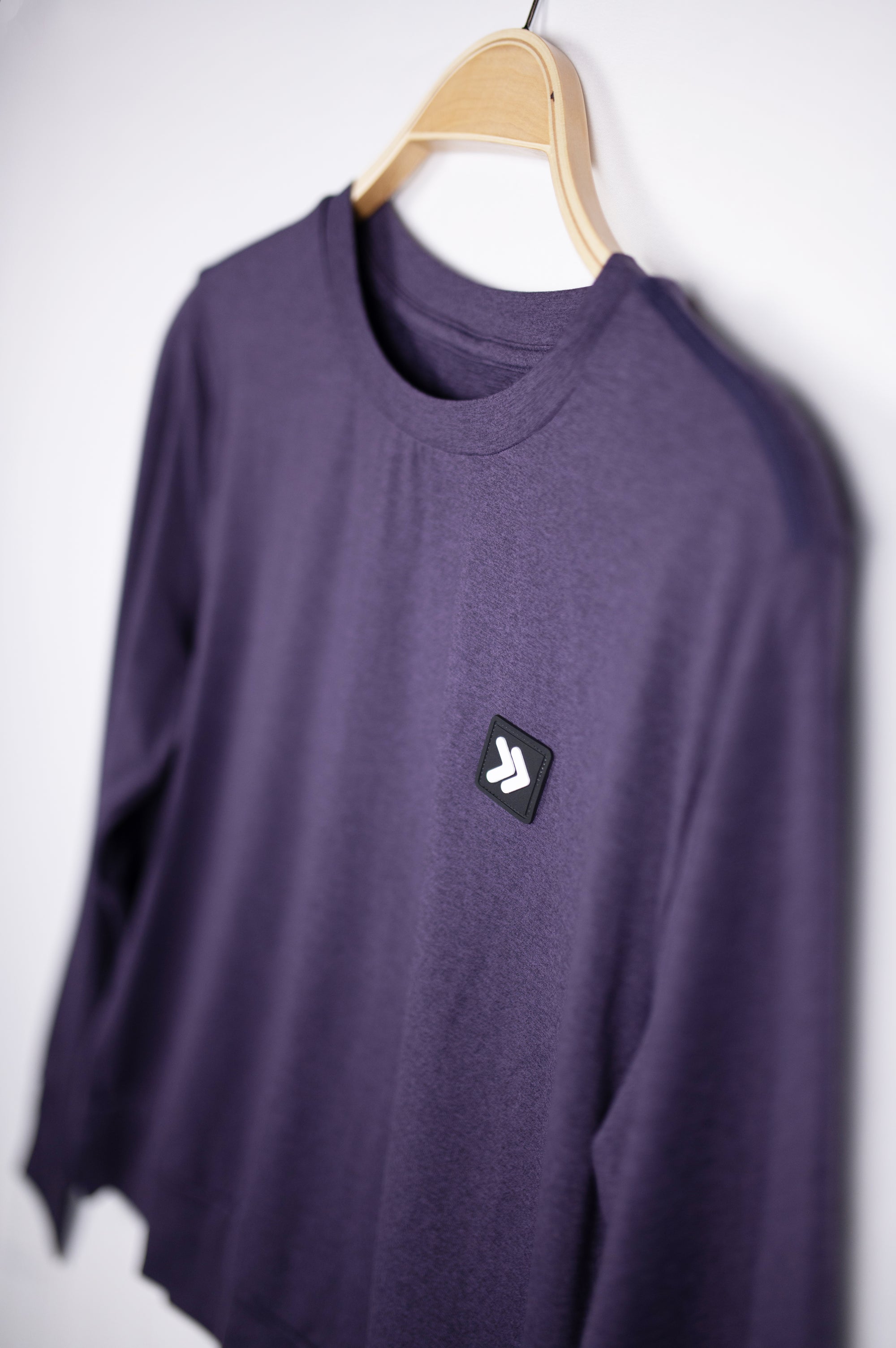 Women’s Essential Crew Neck Sweatshirt