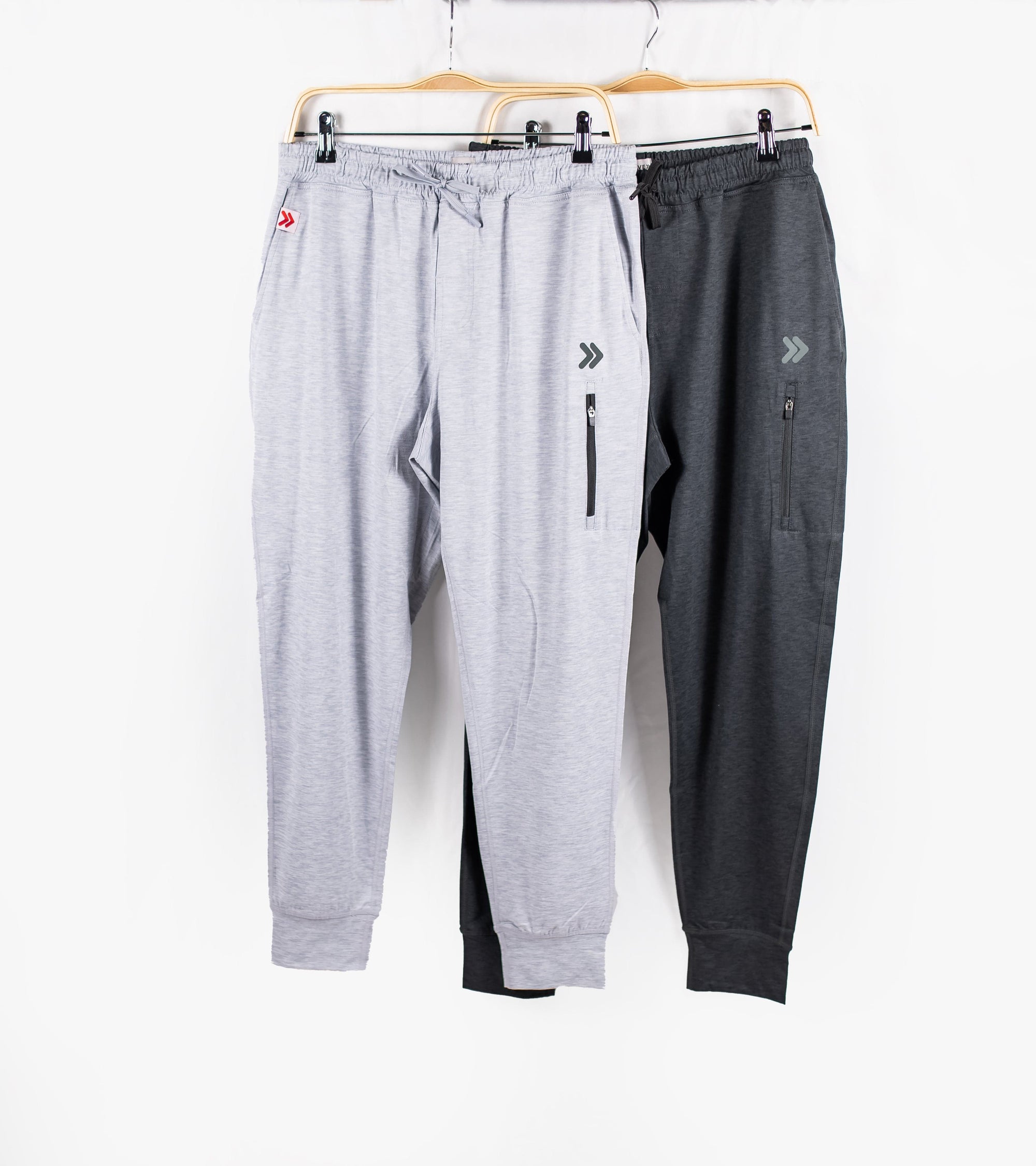 MOVE sport apparel Men's Essential Jogger Black Label