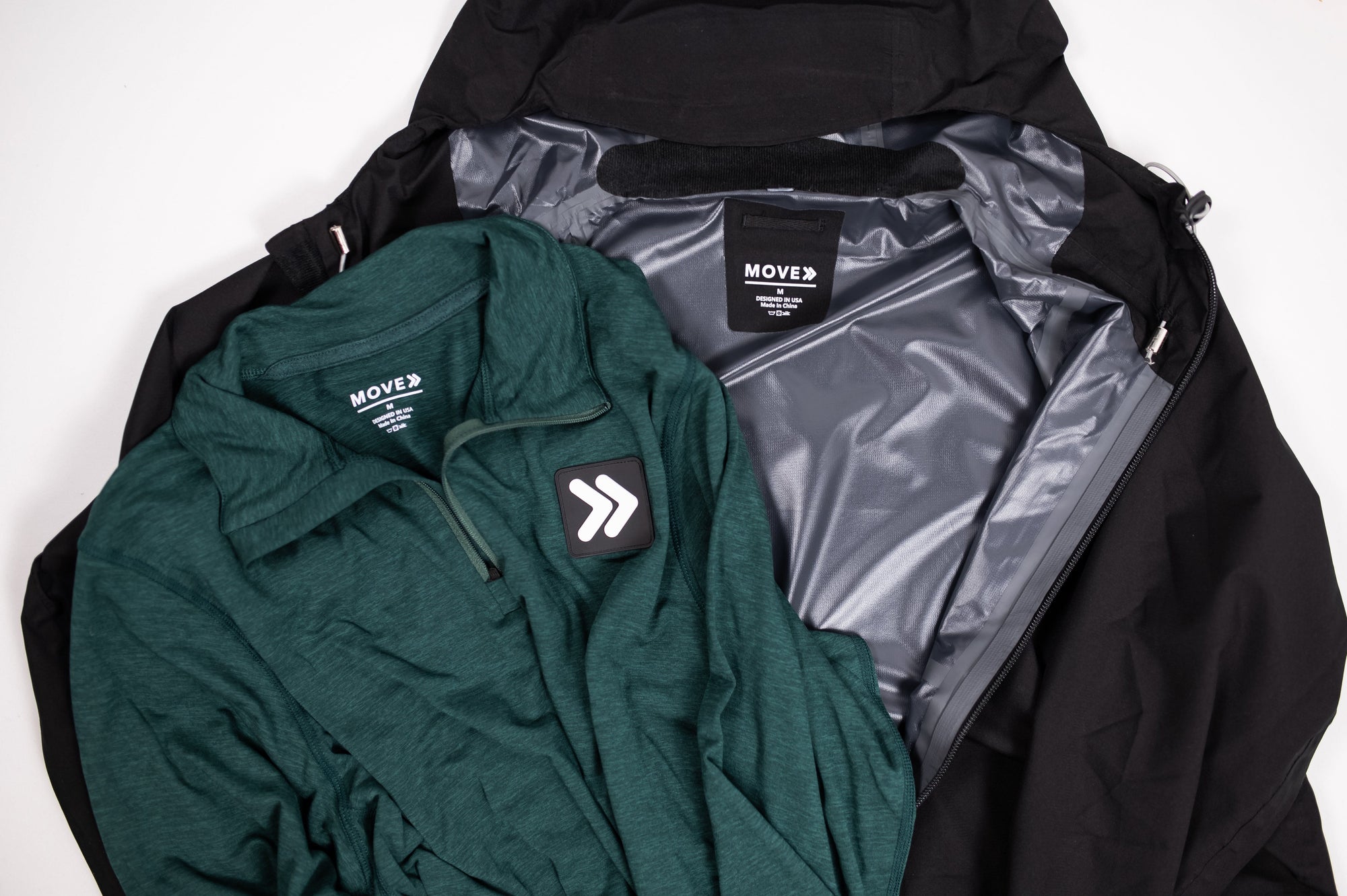 MOVE sport apparel Men's Essential Quarter Zip