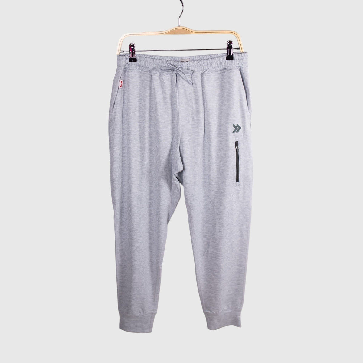 Front view of MOVE Sport Apparel Men’s Essential Jogger Black Label in Silver Cloud.