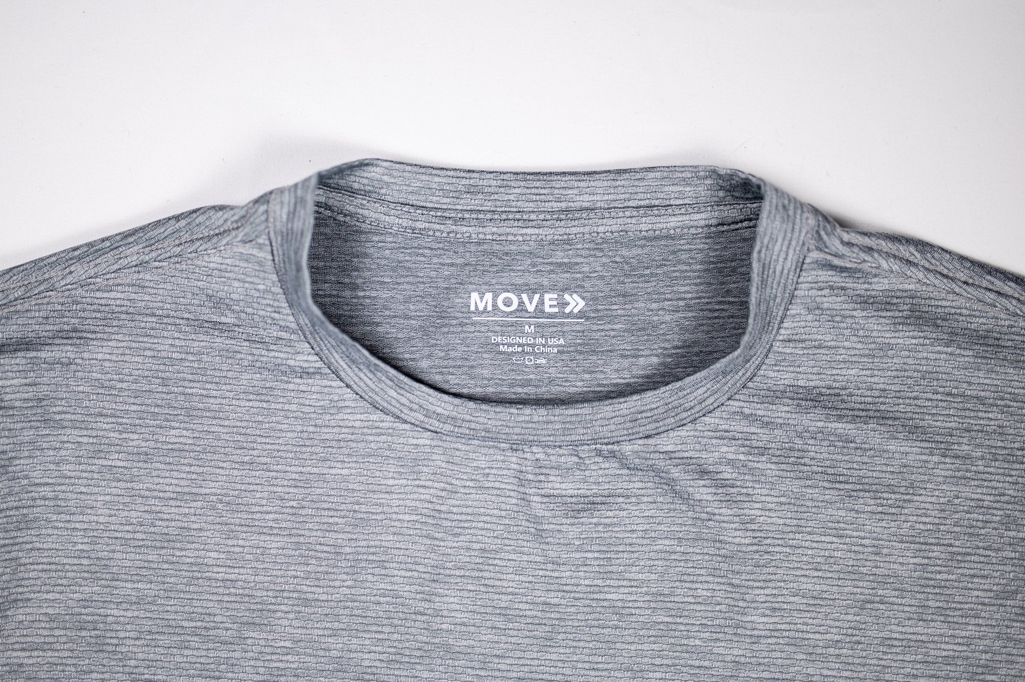 MOVE sport apparel Men's LuxDry Short Sleeve