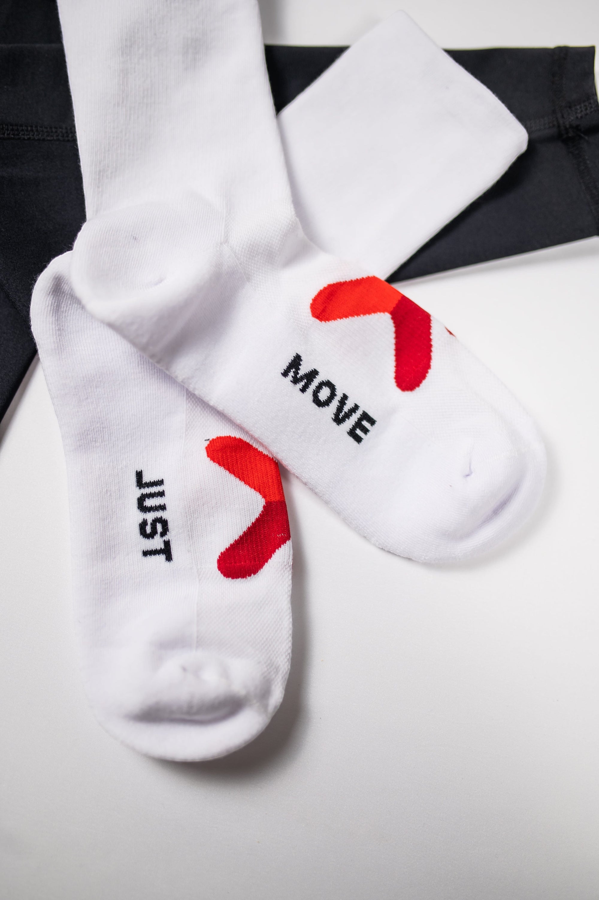 MOVE sport apparel MOVE sport apparel Performance Crew Socks