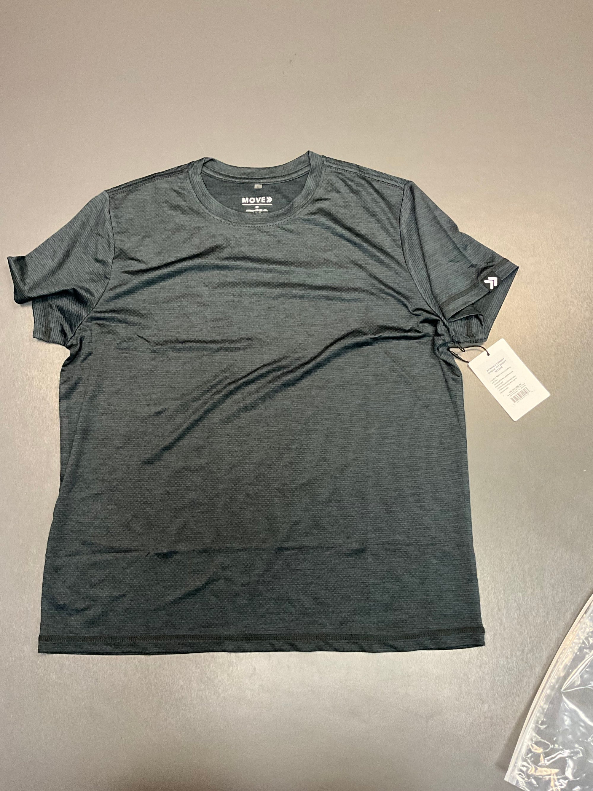 MOVE sport apparel shirt Black / S MOVE sport apparel LuxDry T-Shirt