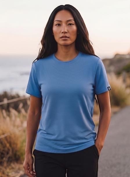 MOVE sport apparel shirt MOVE sport apparel Women's LuxDry T-Shirt
