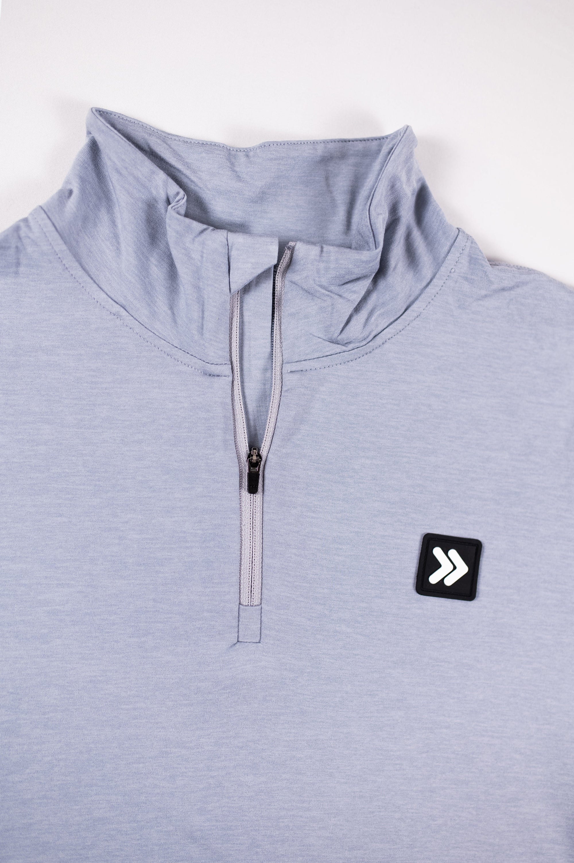 MOVE sport apparel Silver Cloud / S Women's Essential Quarter Zip