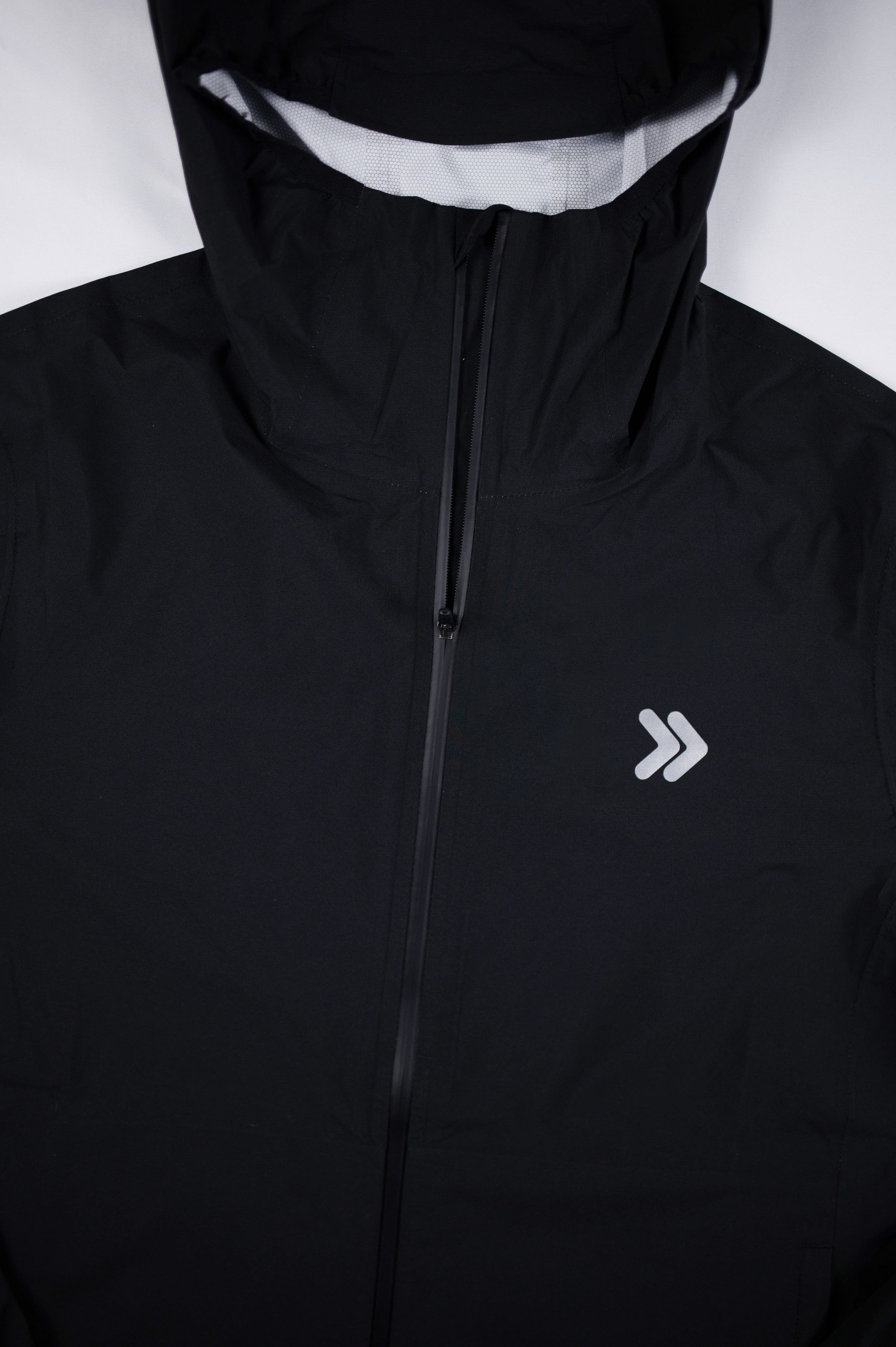 MOVE sport apparel Women’s AquaLight Packable Jacket