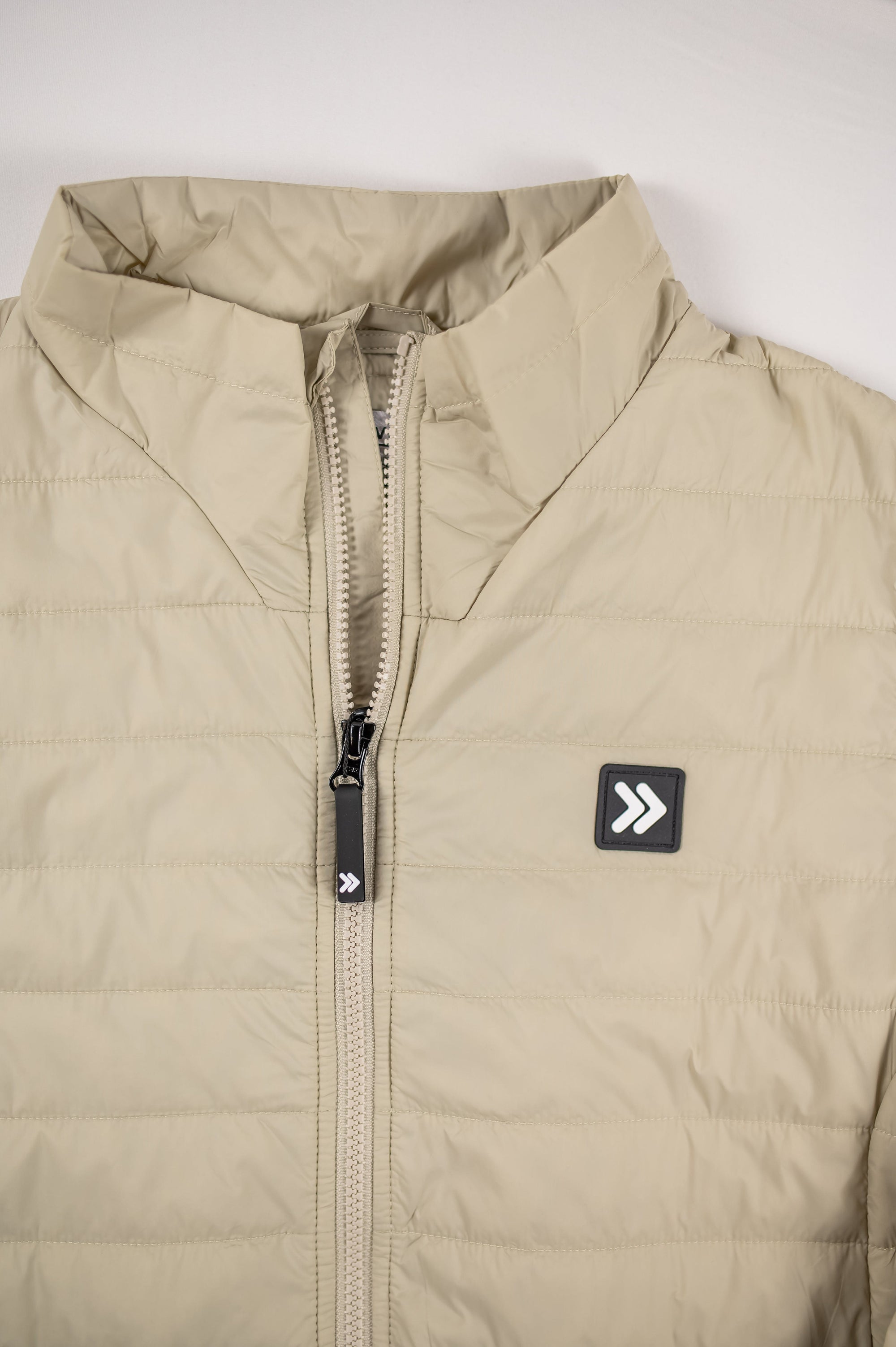 MOVE sport apparel Women's Down Jacket