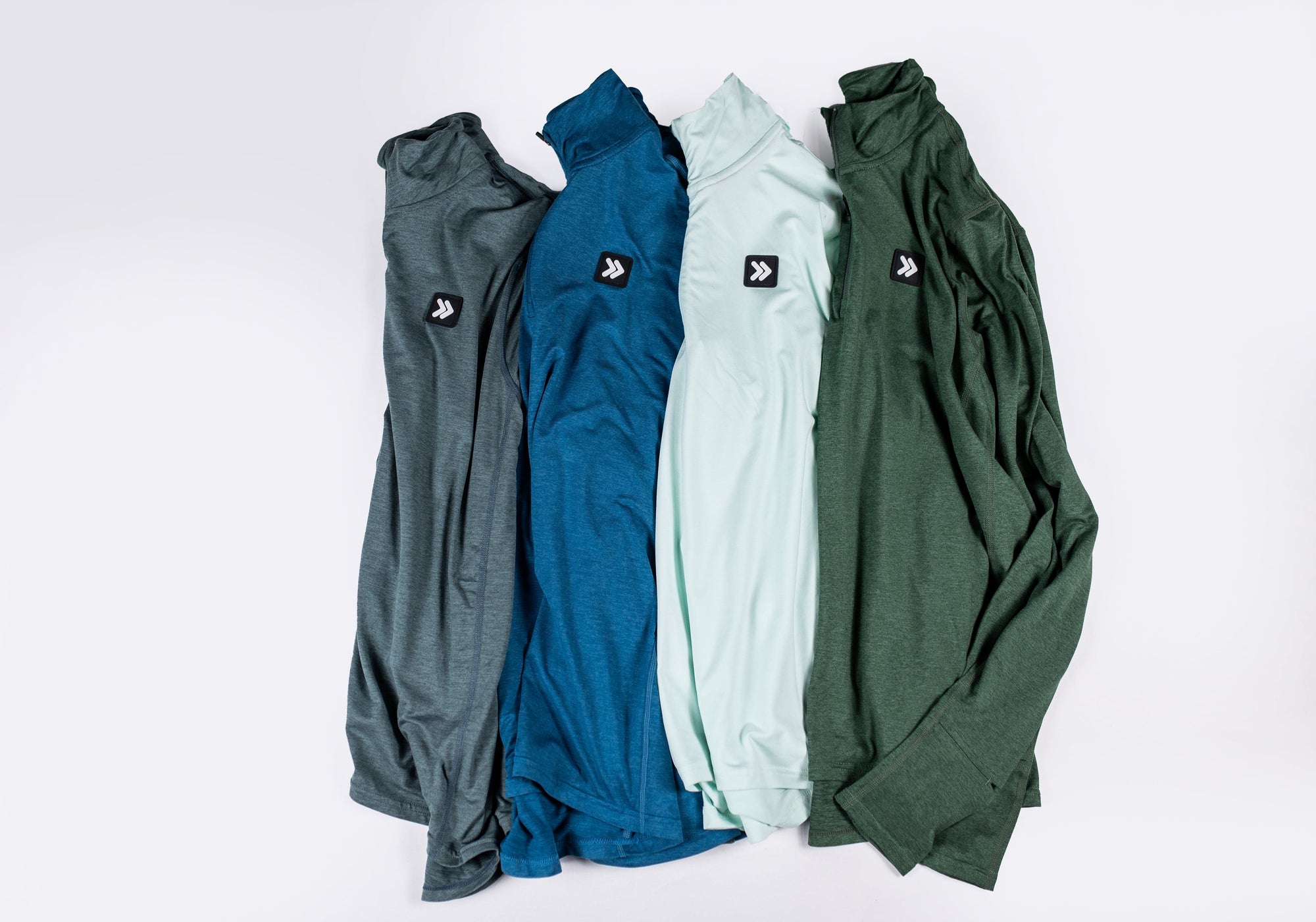 MOVE sport apparel Women&#39;s Essential Quarter Zip Pro