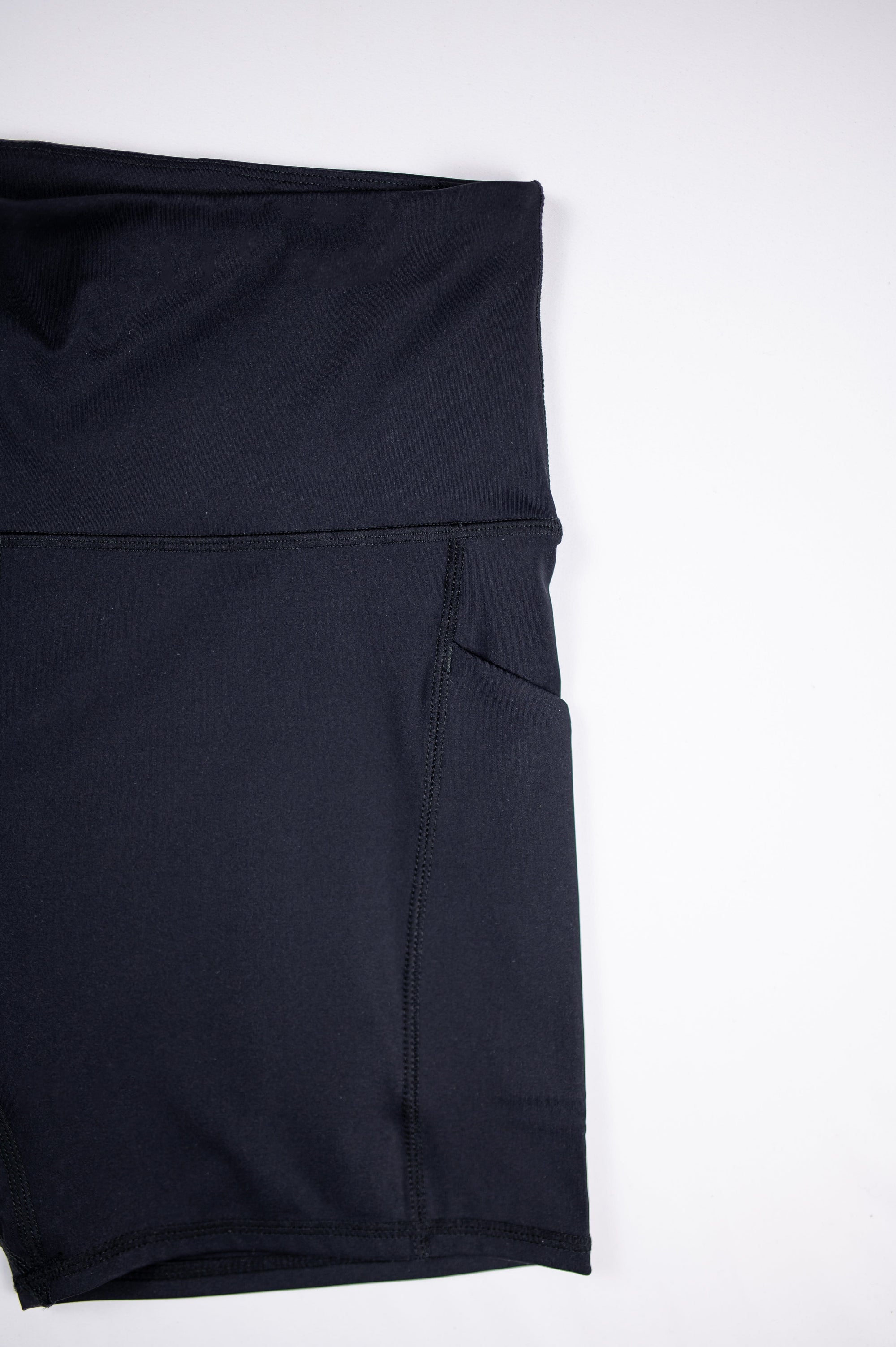 MOVE sport apparel Women’s biker shorts