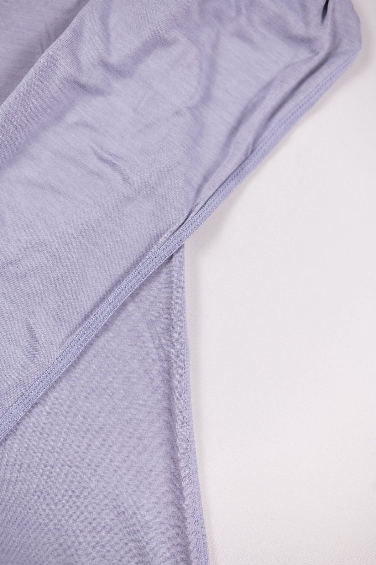 MOVE Sport Apparel women’s Black Label Lightweight Sun Hoodie: Close view of the Icelandic Blue sleeve cuff and hem.